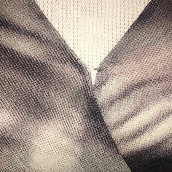 Halston Heritage Black & Tan Wrap Blouse Size XS - Picture 11 of 17